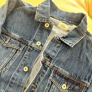 J crew men’s jean jacket sz small